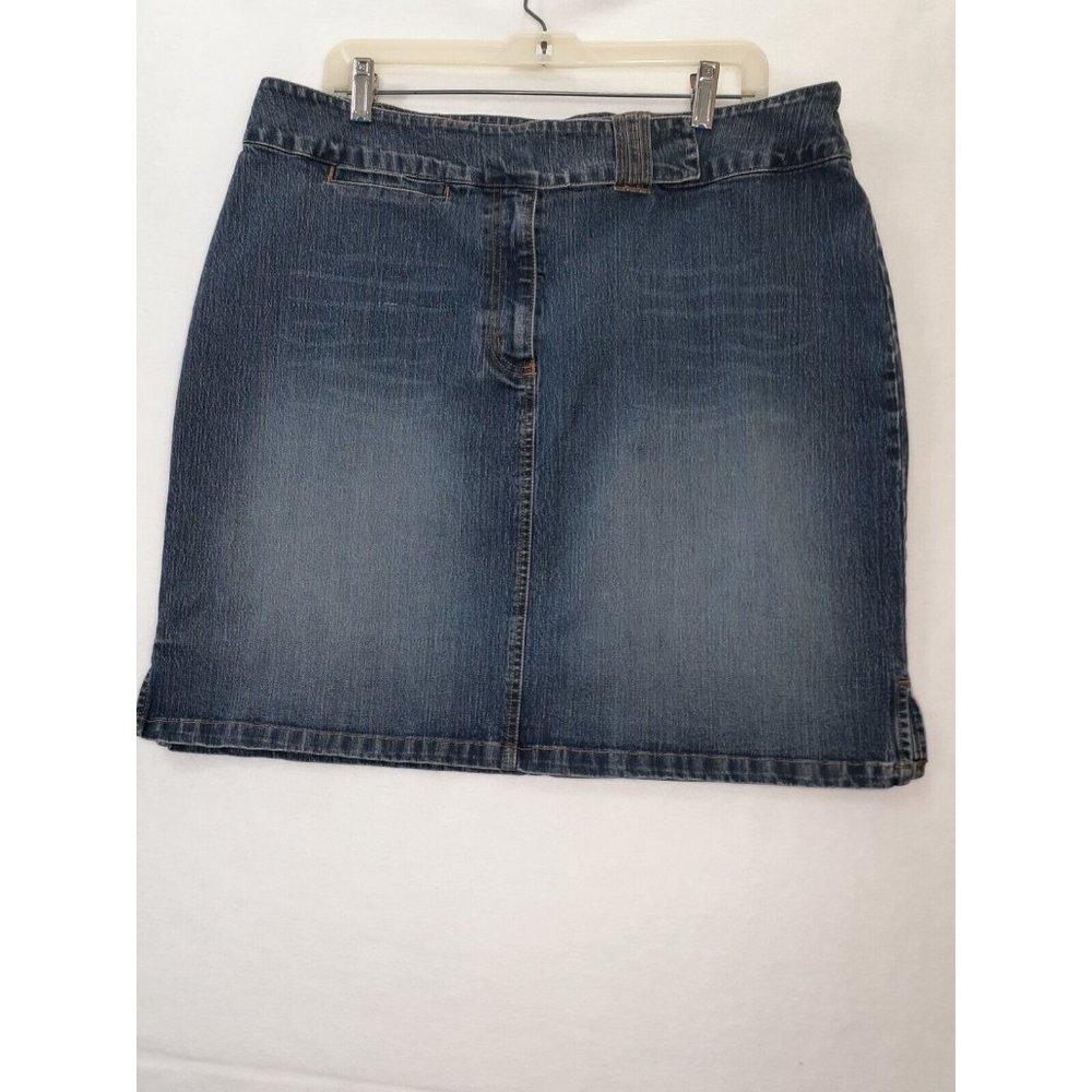 Route 66 Womens Stretch Skirt Size 18 Dark Wash Distressed Blue Denim w Snaps